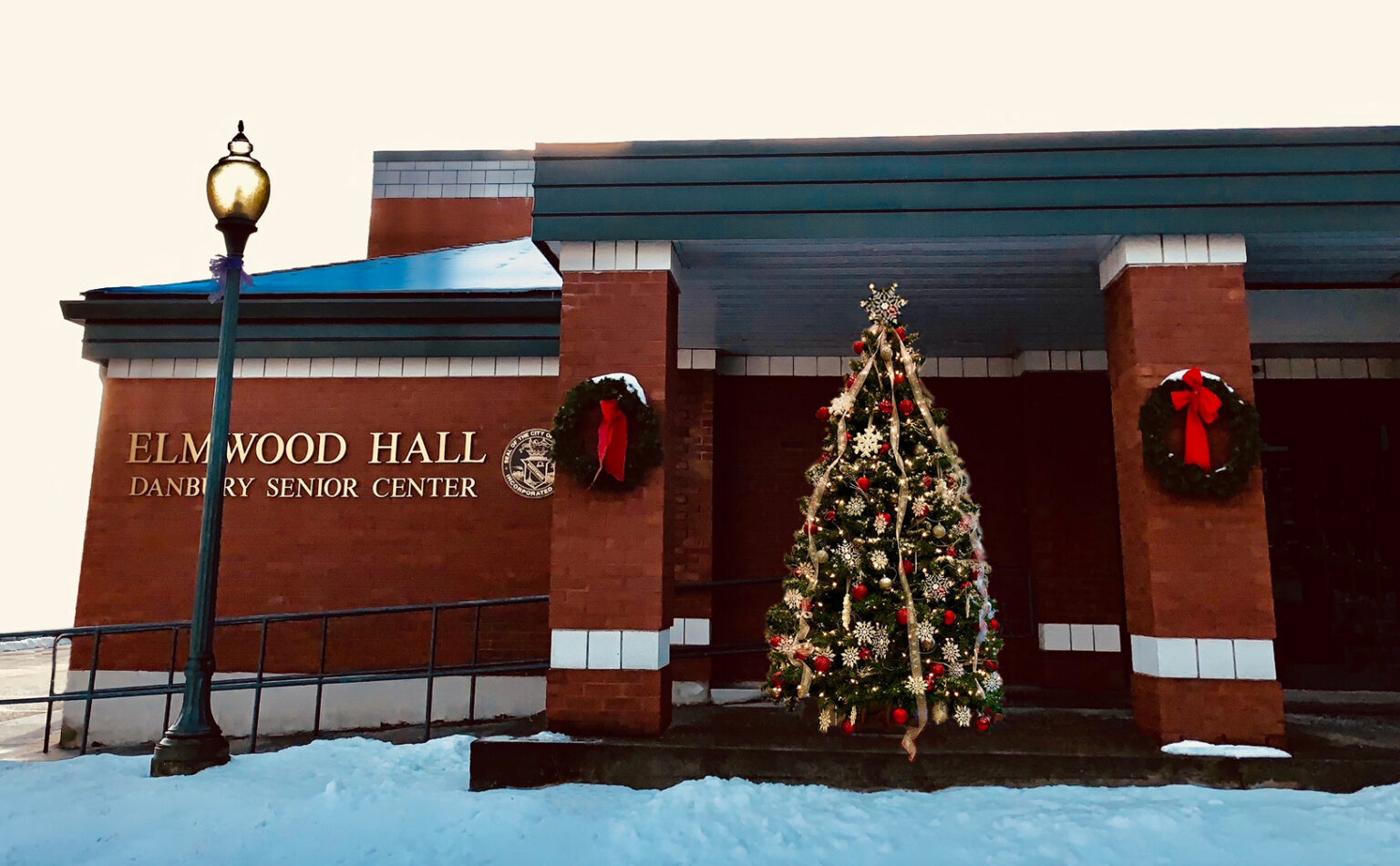 The Elmwood Extra! Elmwood Hall Danbury Senior Center December 2022